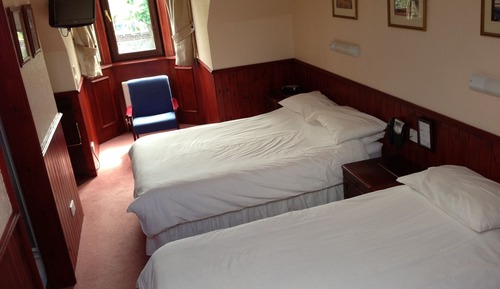 Zweibettzimmer, mit Bad
