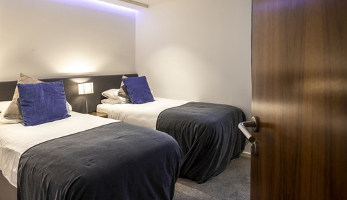 Luxury-Apartment, 2 Schlafzimmer, Blick auf den Jachthafen