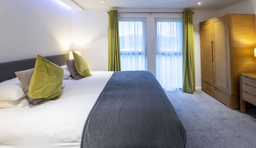 Deluxe-Apartment, 2 Schlafzimmer, Balkon, Blick auf den Jachthafen