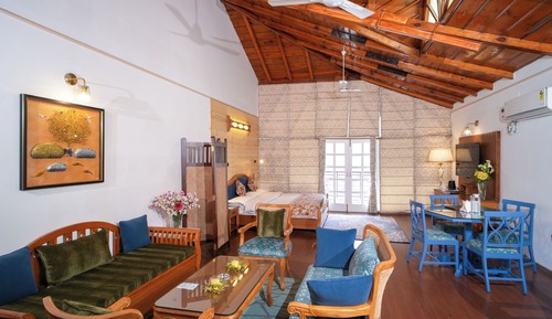 Lake Facing AC Suites on First Floor