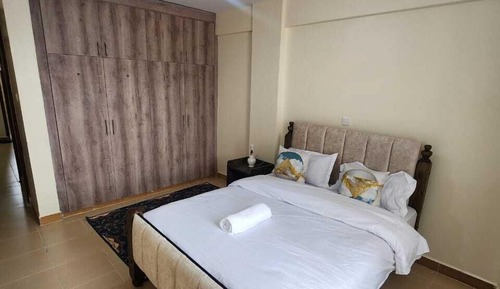 Family Apartment, Balcony, City View