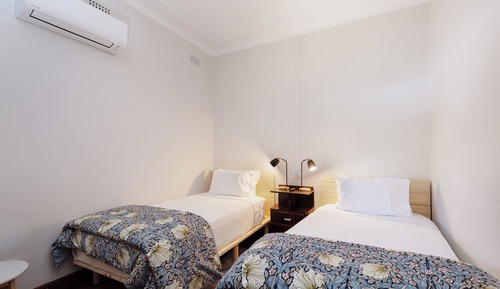 Zweibettzimmer