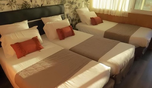Dreibettzimmer