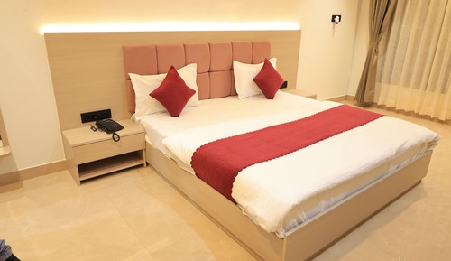 Luxury-Doppel- oder -Zweibettzimmer, Stadtblick