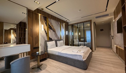 Classic Double Room, Balcony, City View