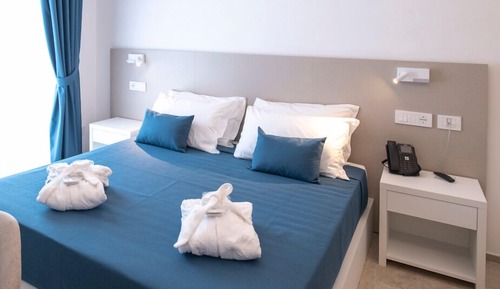 Superior-Doppelzimmer, Balkon, Stadtblick