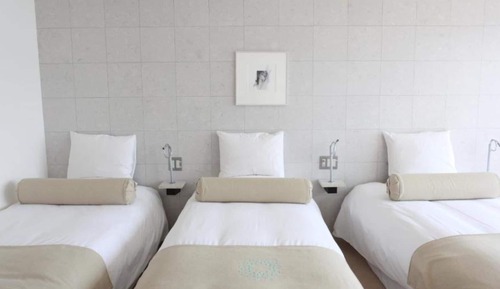 Dreibettzimmer, Meerblick