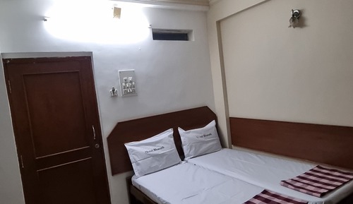Classic-Doppel- oder -Zweibettzimmer