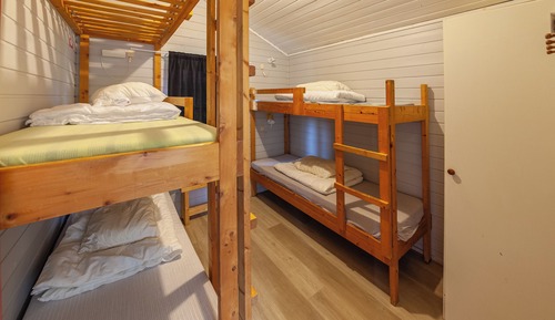 Basic-Ferienhütte, 2 Schlafzimmer, Terrasse
