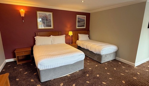 Familien-Dreibettzimmer