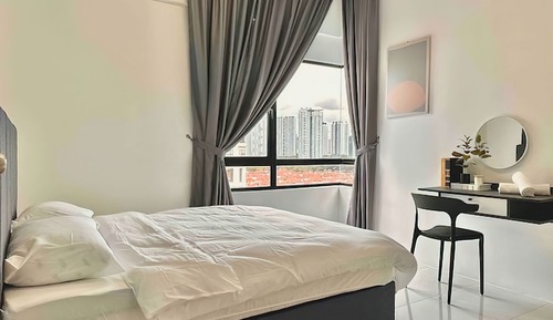 Superior Apartment, 3 Bedrooms, Balcony, City View