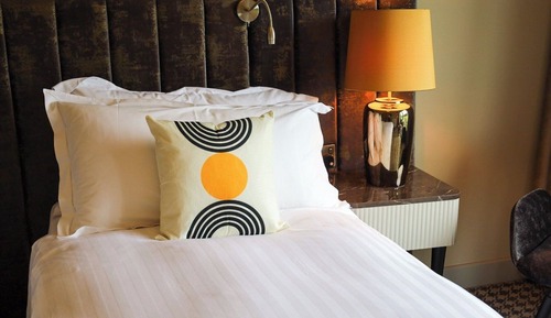 Standardzimmer, 2 Einzelbetten, Terrasse (Paddock View)