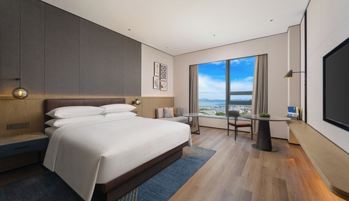 Comfort Room, 1 King Bed, Sea View