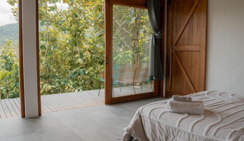 Deluxe Suite, 1 Bedroom, Jetted Tub, Mountain View