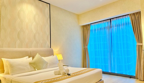 Familien-Dreibettzimmer, Balkon, Stadtblick