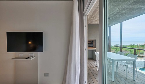 Apartment, Partial Sea View