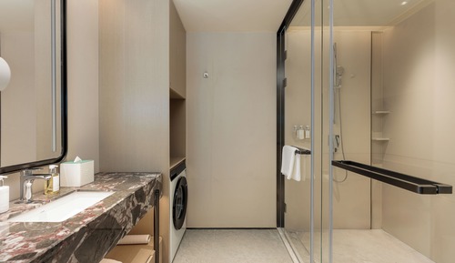 Suite, 1 Bedroom (Dining, Kitchen Area)