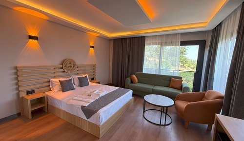 Deluxe Double Room, 1 Queen Bed, Balcony, Sea View