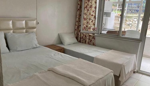 Basic Triple Room, Garden View