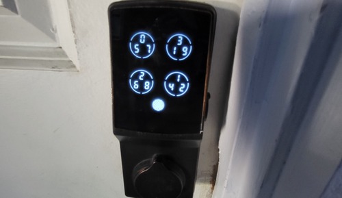 Deluxe-Studio (Central E)