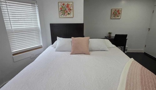 Deluxe-Studiosuite, 1 King-Bett, Nichtraucher, eigenes Bad