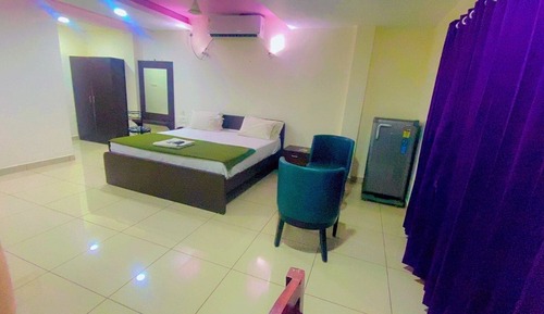 Club-Suite