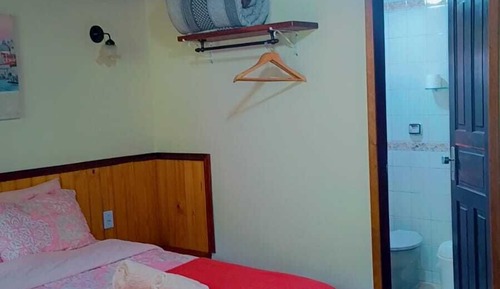 Classic-Chalet, Flussblick