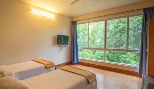 Standardzimmer, Blick auf die Anlage