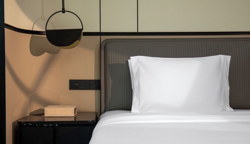 Standardzimmer, 1 King-Bett, Flussblick