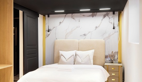 Luxury-Apartment