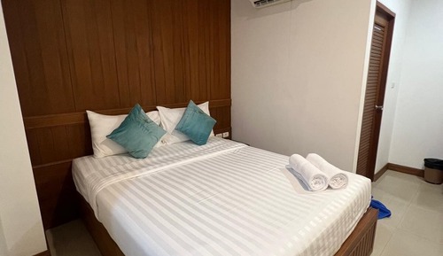 Standard-Doppelzimmer, Stadtblick