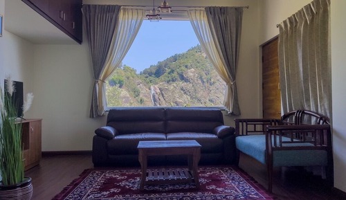 Luxury-Villa, Bergblick