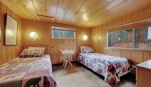 Cabin ( 4 Person ) Pet Friendly