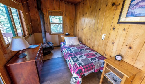 Cabins (3 person) Pet Friendly