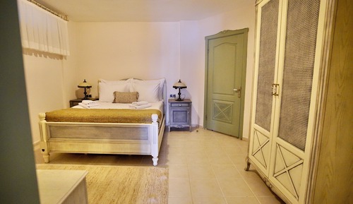 Familien-Suite, zum Garten hin