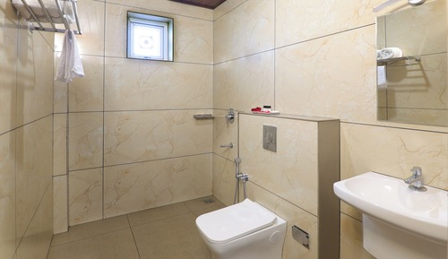 Classic-Doppel- oder -Zweibettzimmer, Bergblick