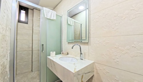 Deluxe-Vierbettzimmer, Balkon, Bergblick