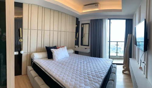 Apartment, Balkon, Stadtblick