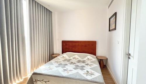 Luxury-Apartment, eingeschränkter Meerblick