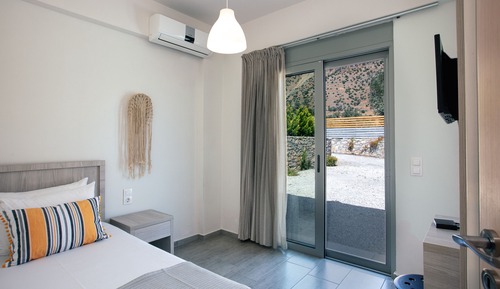 Villa, 2 Schlafzimmer, eigener Pool, Bergblick