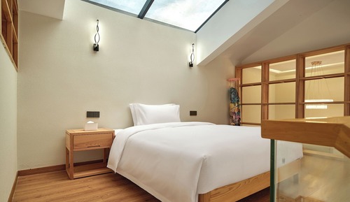 Economy-Suite, Bergblick
