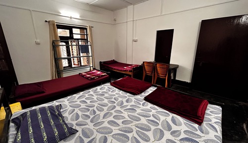 Economy-Doppel- oder -Zweibettzimmer