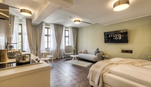 Luxury-Studio