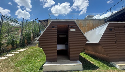 Bungalow, Flussblick