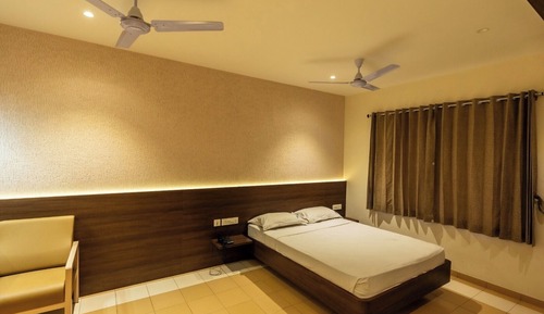 Deluxe-Doppelzimmer, Hügelblick