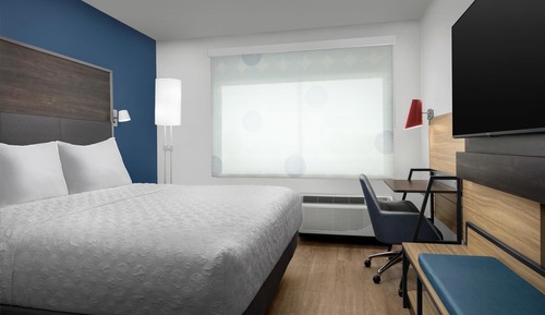 Zimmer, 1 King-Bett, barrierefrei (Hearing)