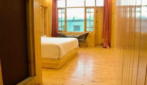 Premium-Zimmer, eigenes Bad