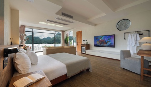 Luxury-Vierbettzimmer, Hügelblick