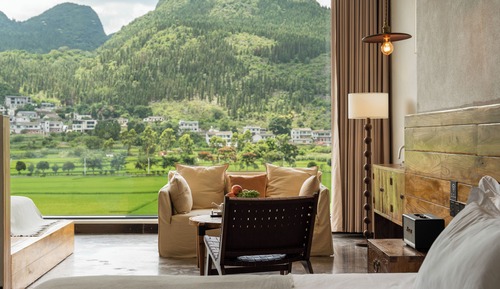 Familien-Zweibettzimmer, Hügelblick