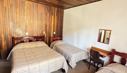 Standard-Vierbettzimmer